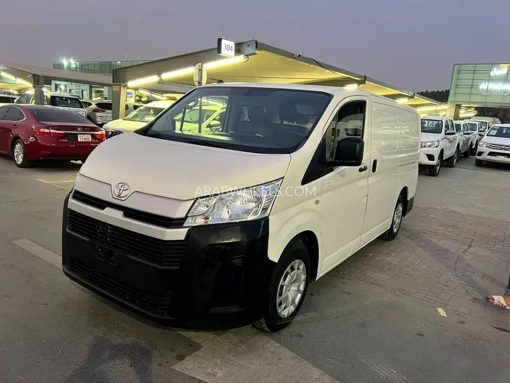 تويوتا هايس 2021 for Sale in الشارقة Image-5