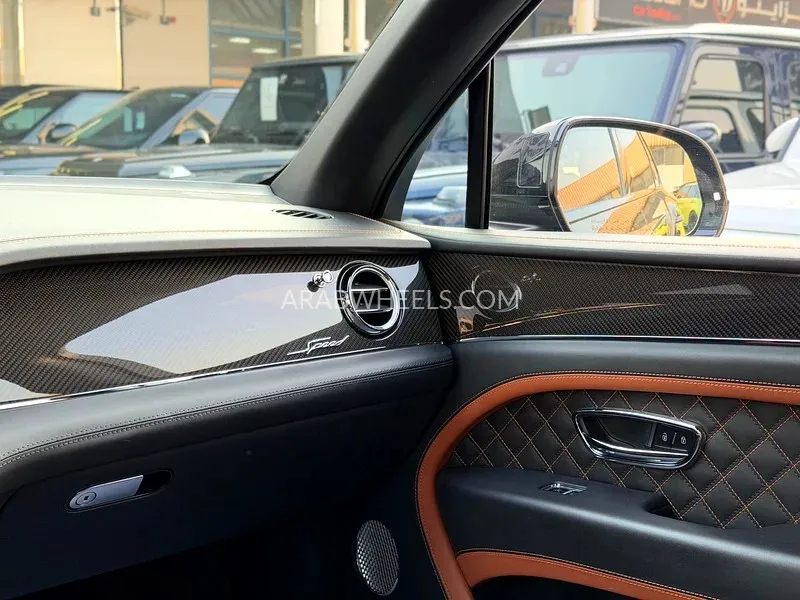 Bentley Bentayga 2021 for Sale in Dubai Image-4
