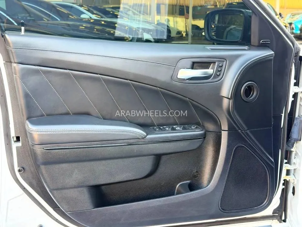 Dodge Charger 2023 for Sale in Dubai Image-13