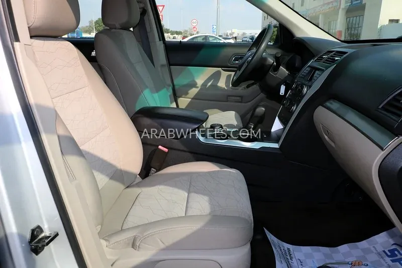 Ford Explorer 2013 for Sale in Abu Dhabi Image-12