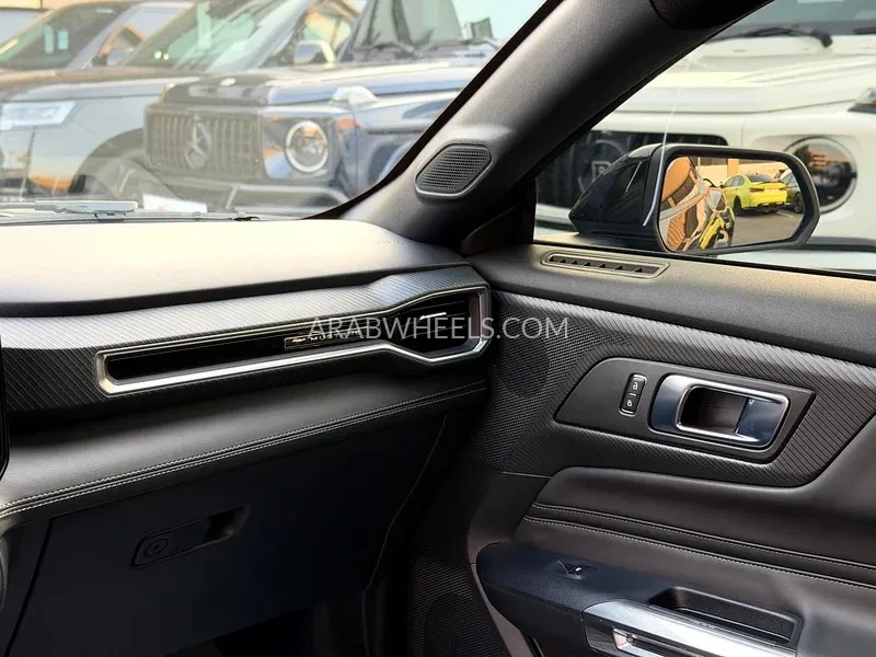 فورد موستانج 2024 for Sale in دبي Image-11