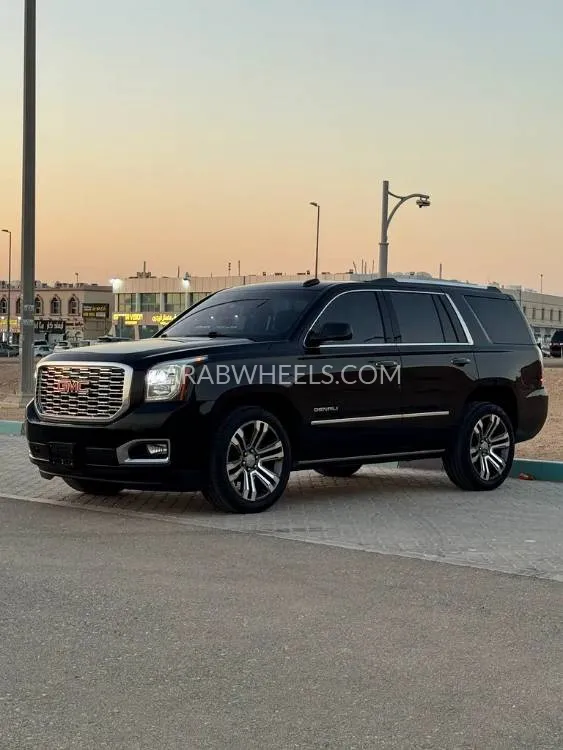 GMC Yukon 2019 for Sale in Abu Dhabi Image-2