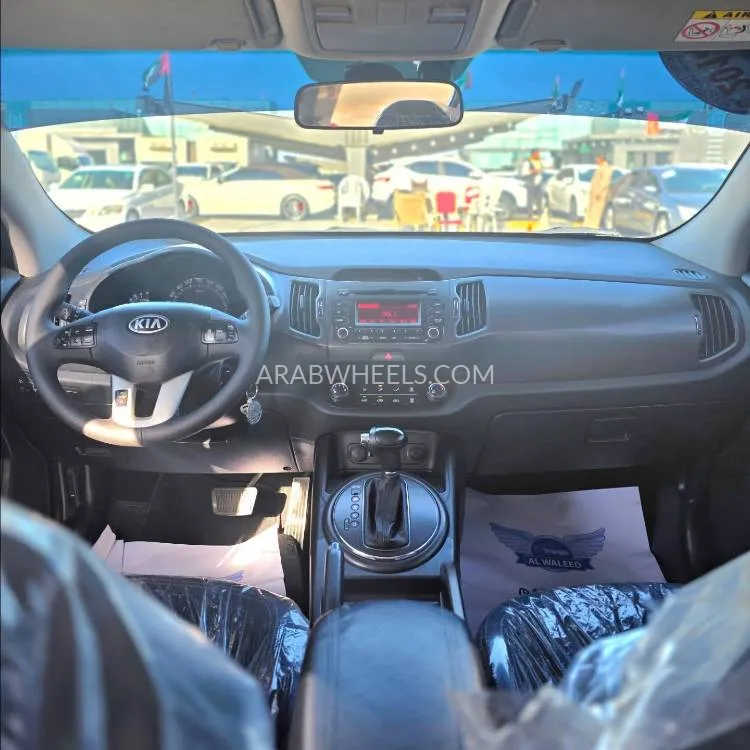 Kia Sportage 2014 for Sale in Sharjah Image-11