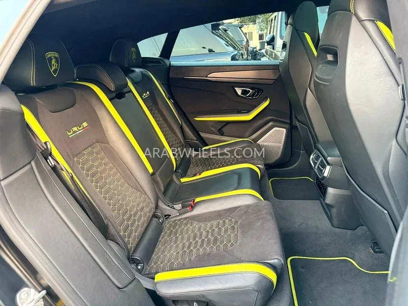 Lamborghini Urus 2022 for Sale in Dubai Image-15