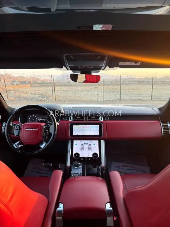 Land Rover Range Rover 2020 for Sale in Abu Dhabi Image-2