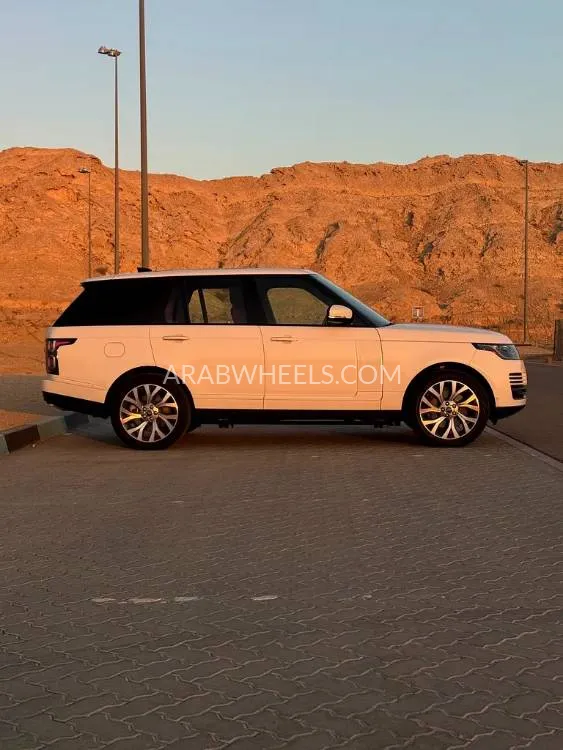 Land Rover Range Rover 2020 for Sale in Abu Dhabi Image-8