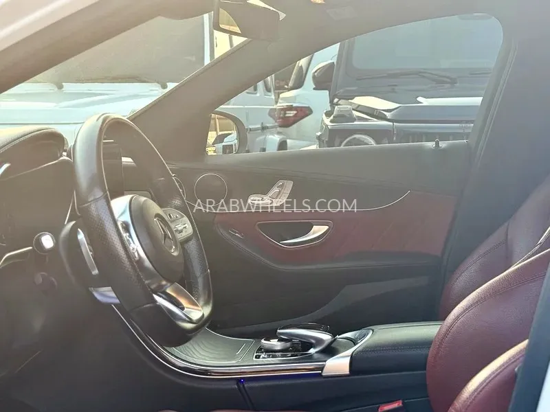 Mercedes Benz C Class 2020 for Sale in Dubai Image-5