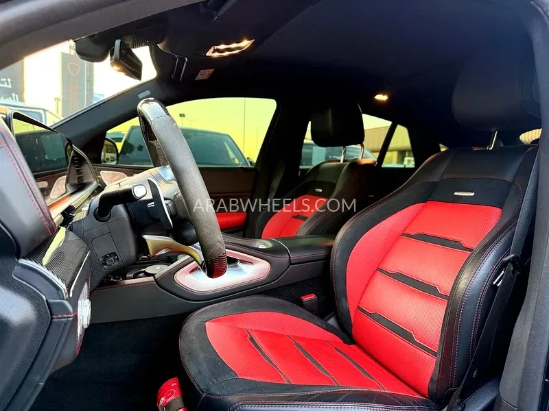 Mercedes Benz GLE Class 2021 for Sale in Dubai Image-8