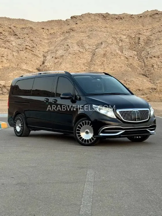 Mercedes Benz V Class 2018 for Sale in Abu Dhabi Image-8