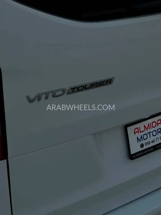 Mercedes Benz V Class 2018 for Sale in Abu Dhabi Image-12