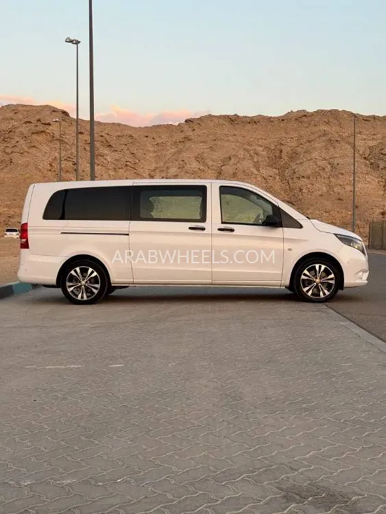Mercedes Benz V Class 2018 for Sale in Abu Dhabi Image-13
