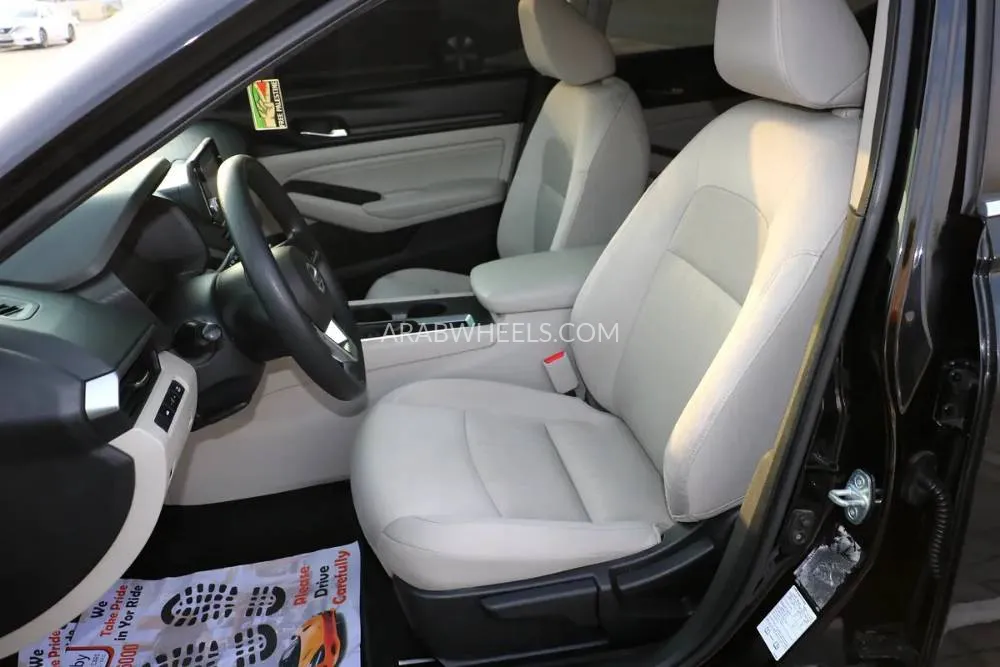 Nissan Altima 2019 for Sale in Abu Dhabi Image-7