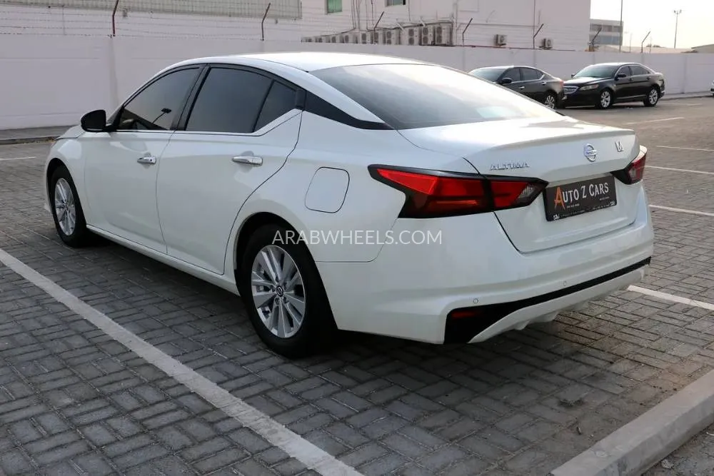 Nissan Altima 2022 for Sale in Abu Dhabi Image-11