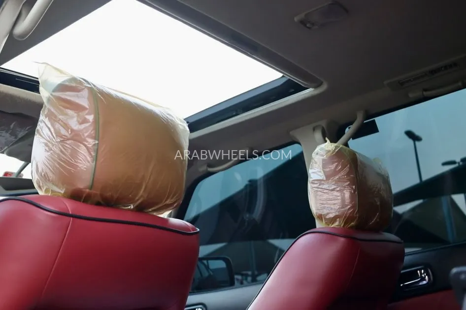 Nissan Patrol 2021 for Sale in Sharjah Image-4