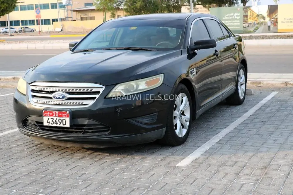 Ford Taurus 2011 for Sale in Abu Dhabi Image-13