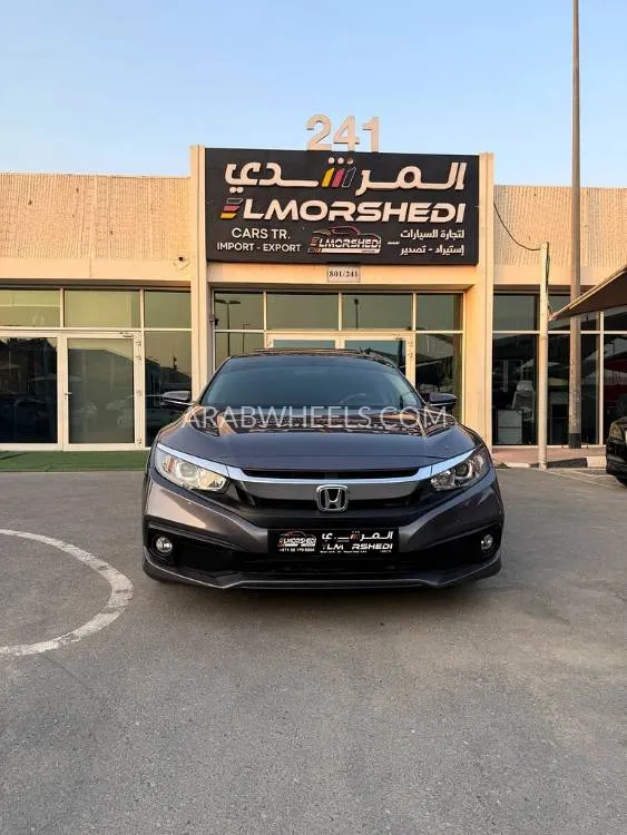 Honda Civic 2019 for Sale in Sharjah Image-5