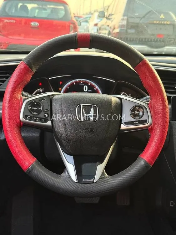 Honda Civic 2019 for Sale in Sharjah Image-11