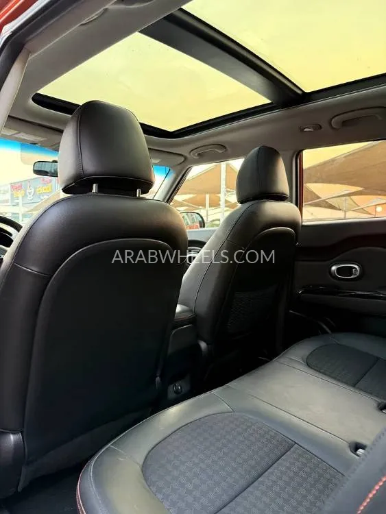 Kia Soul 2018 for Sale in Sharjah Image-3