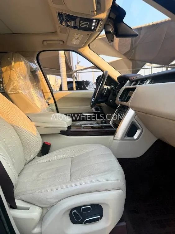 Land Rover Range Rover Evoque 2014 for Sale in Sharjah Image-4