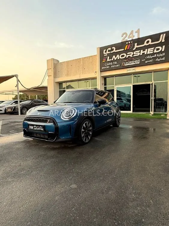 Mini Cooper 2022 for Sale in Sharjah Image-2