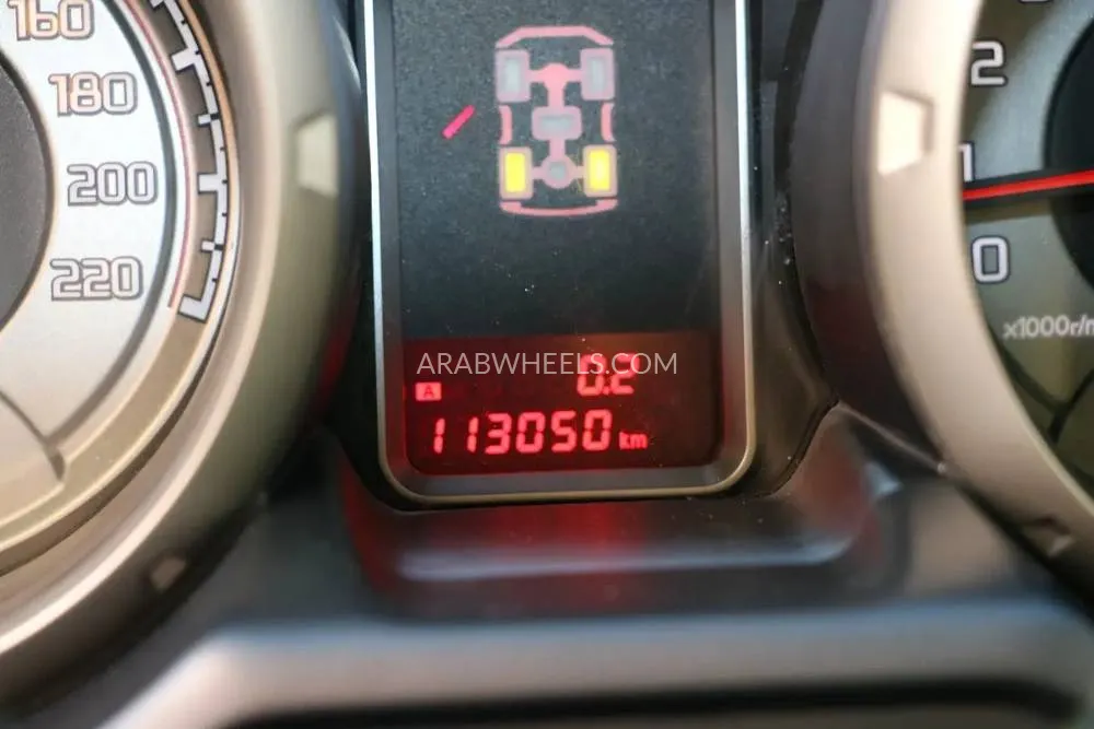 ميتسوبيشي باجيرو 2019 for Sale in أبو ظبي Image-9