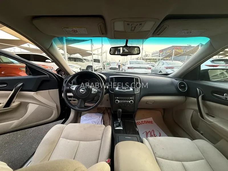 Nissan Maxima 2014 for Sale in Sharjah Image-11