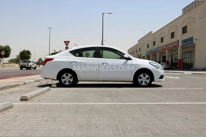 Nissan Sunny 2020 for Sale in Abu Dhabi Image-4
