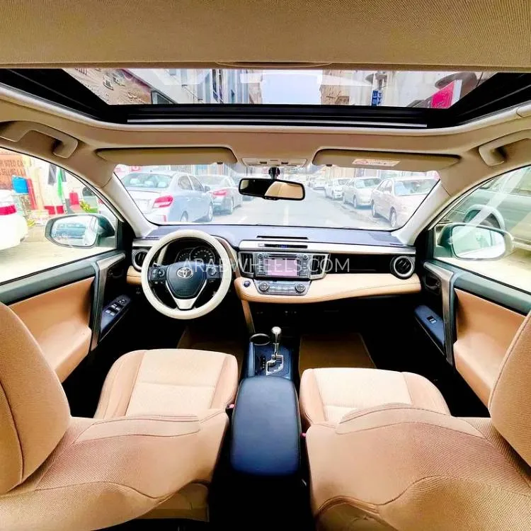 Toyota Rav4 2015 for Sale in Fujairah Image-5