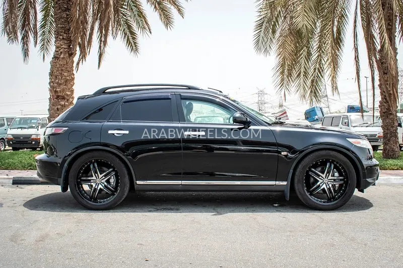 Infiniti FX35 2008 for Sale in Dubai Image-3