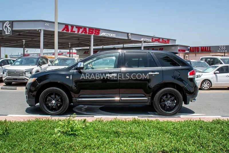 Lincoln MKX 2011 for Sale in Dubai Image-2