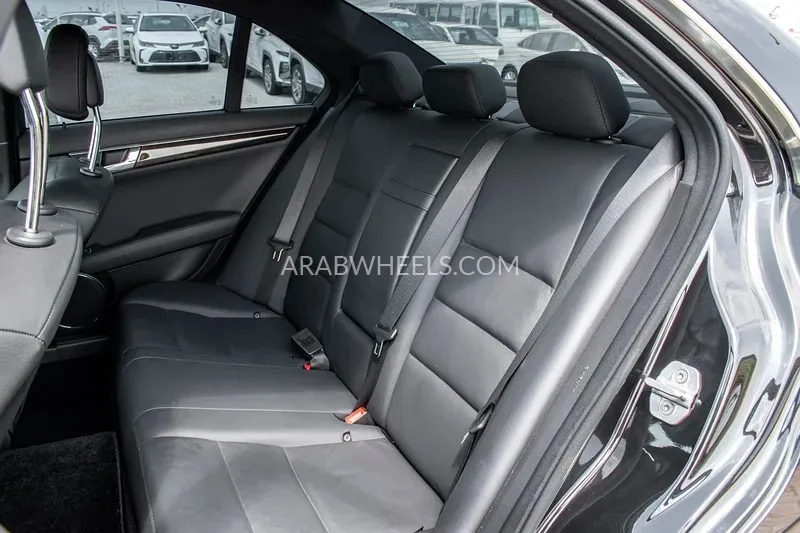 Mercedes Benz C Class 2008 for Sale in Dubai Image-5