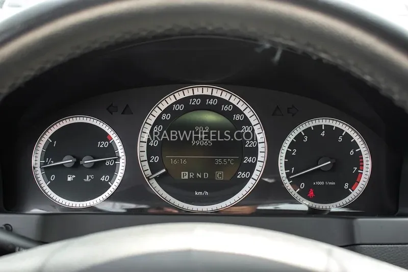 Mercedes Benz C Class 2008 for Sale in Dubai Image-12