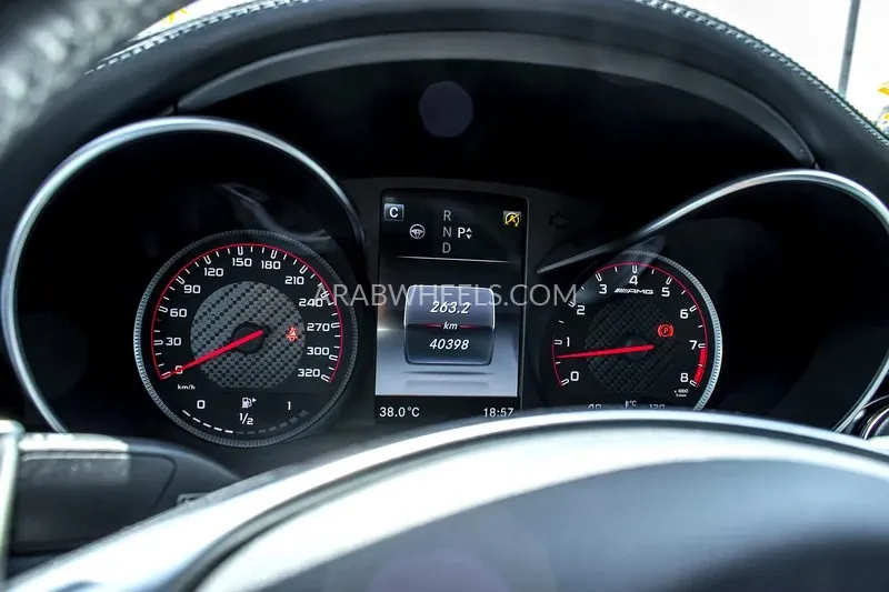 Mercedes Benz C Class 2016 for Sale in Dubai Image-4