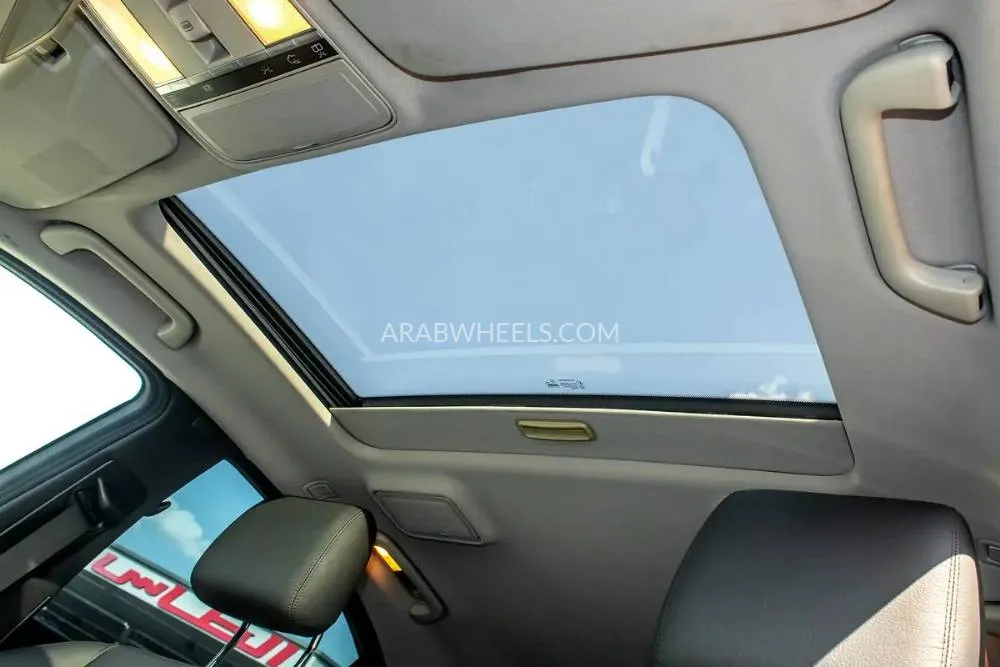 مرسيدس بنز CLS Class 2007 for Sale in دبي Image-15