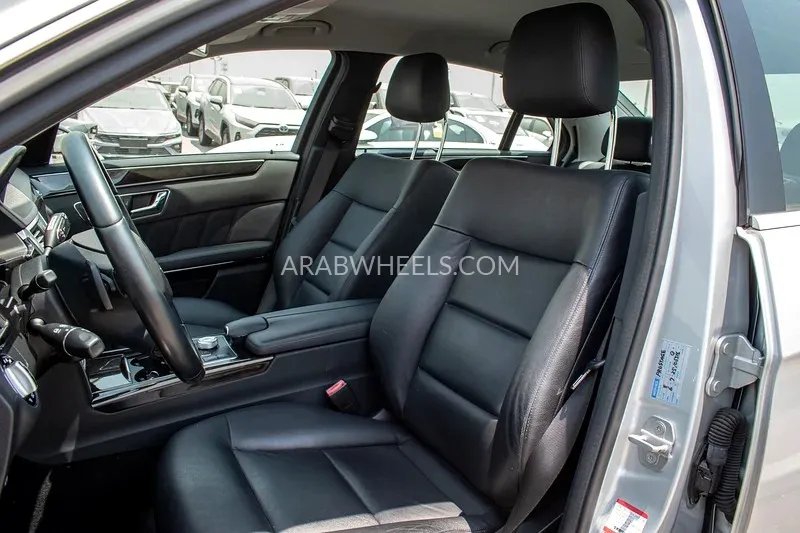 Mercedes Benz E Class 2009 for Sale in Dubai Image-9