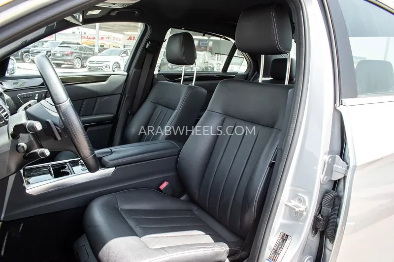 Mercedes Benz E Class 2013 for Sale in Dubai Image-16