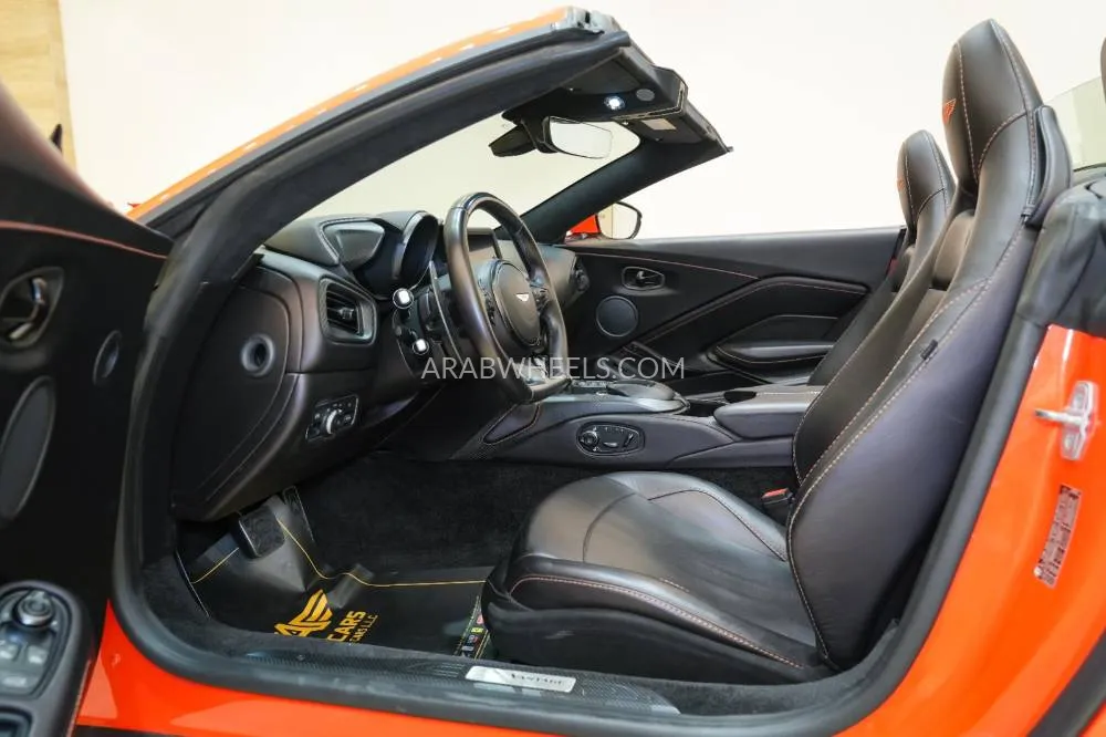 Aston Martin Vantage 2022 for Sale in Dubai Image-5