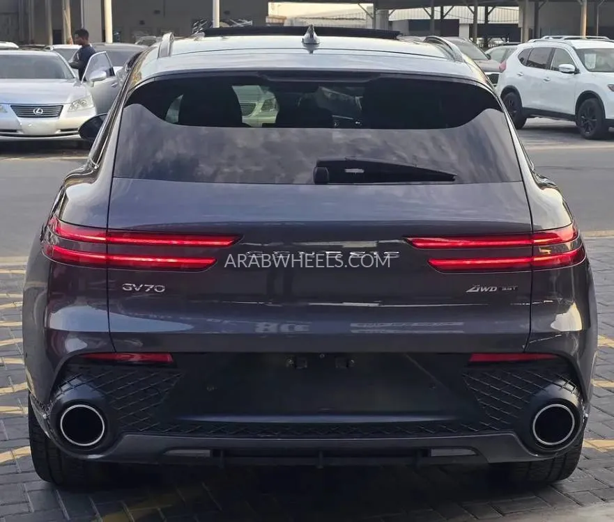 Genesis GV70 2022 for Sale in Ajman Image-8