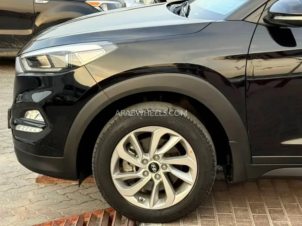 Hyundai Tucson 2017 for Sale in Sharjah Image-9