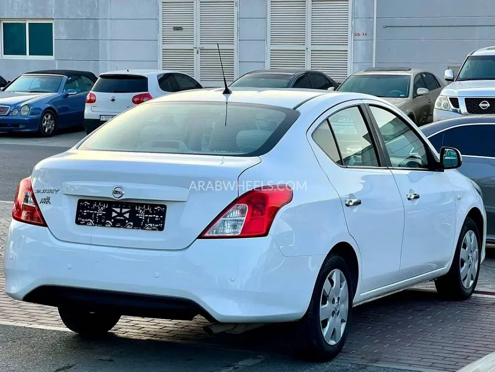 Nissan Sunny 2022 for Sale in Sharjah Image-4