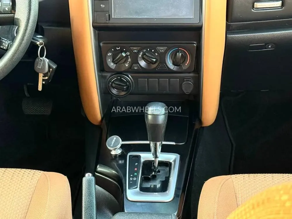 Toyota Fortuner 2022 for Sale in Sharjah Image-3