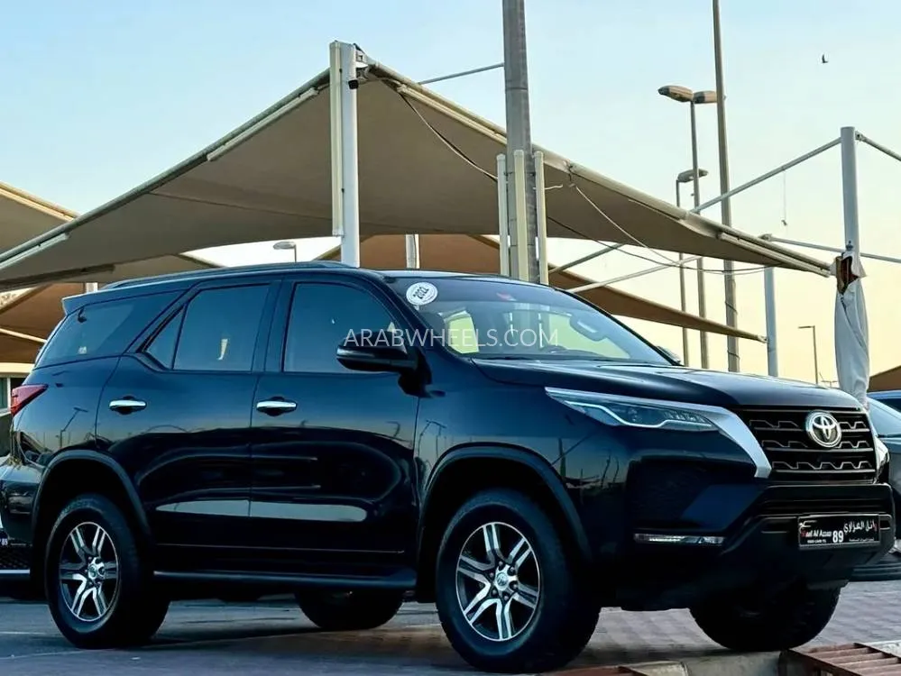 Toyota Fortuner 2022 for Sale in Sharjah Image-13