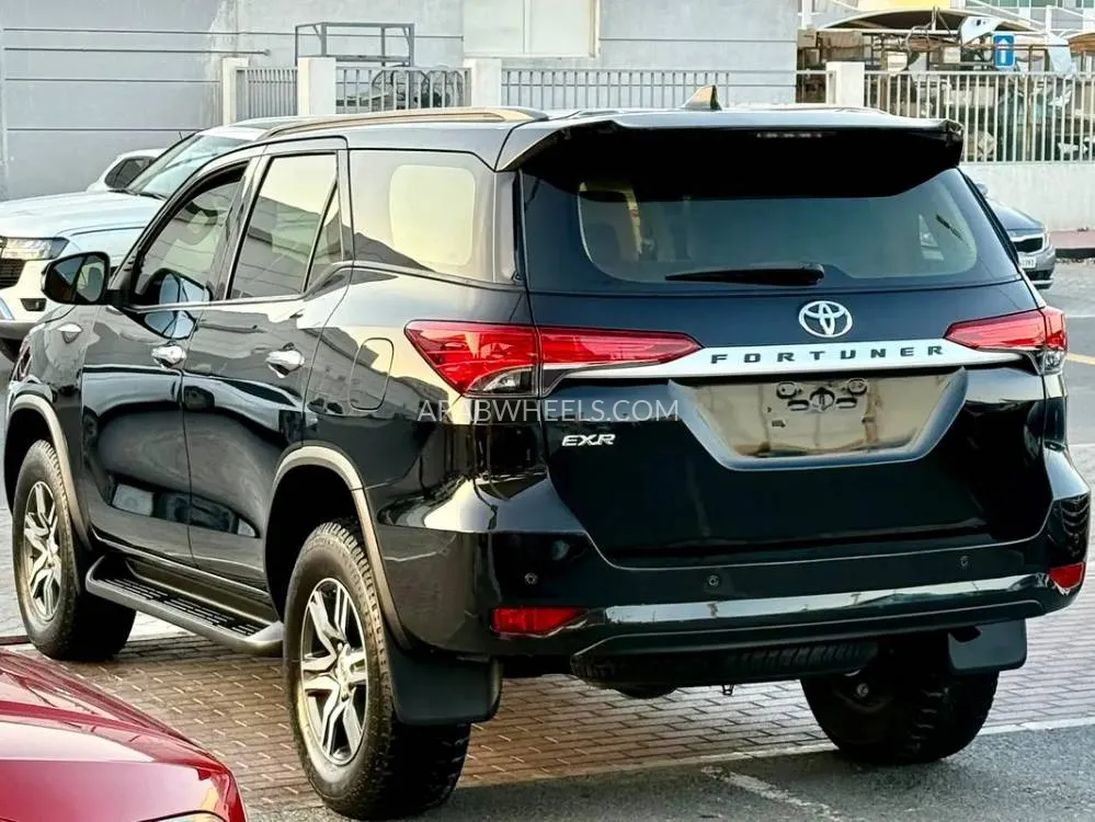 Toyota Fortuner 2022 for Sale in Sharjah Image-15