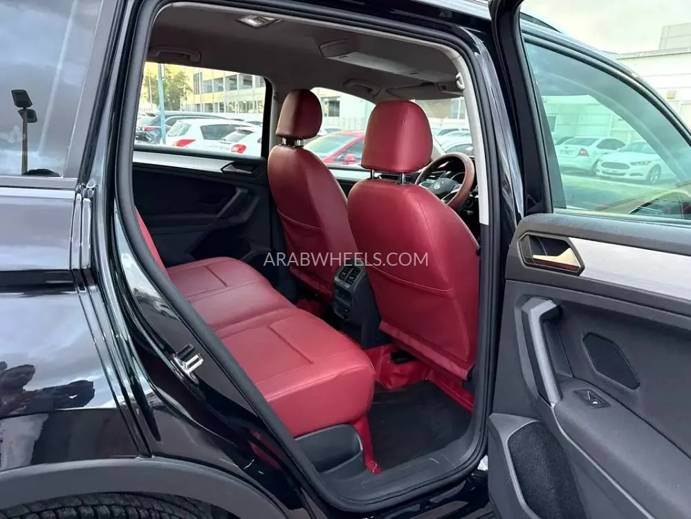 Volkswagen Tiguan 2023 for Sale in Sharjah Image-15