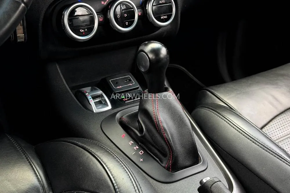 Alfa Romeo Giulietta 2021 for Sale in Dubai Image-11