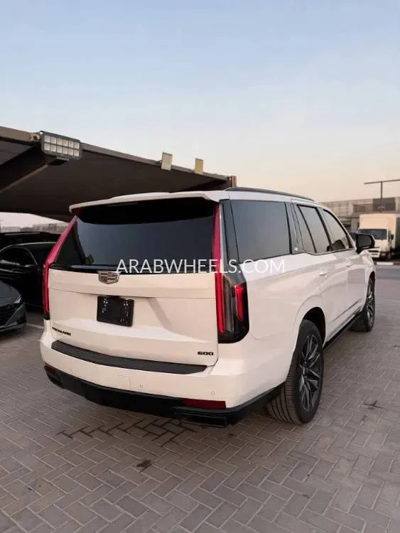 كاديلاك إسكاليد 2023 for Sale in الشارقة Image-19