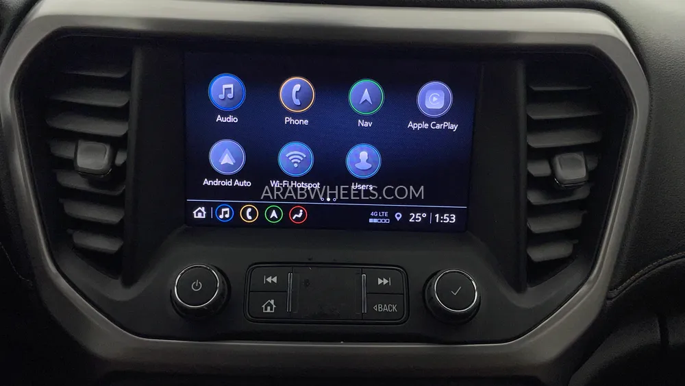 GMC Acadia 2023 for Sale in Dubai Image-34