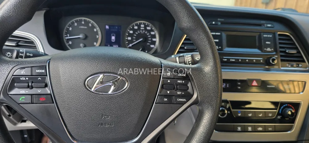 Hyundai Sonata 2017 for Sale in Ajman Image-7