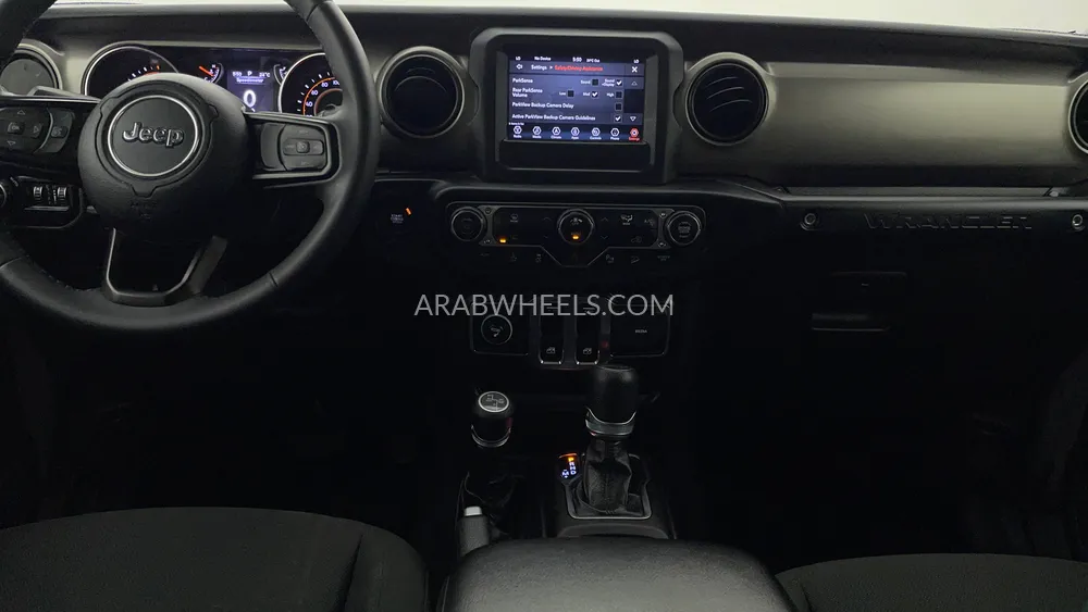 جيب رانجلر 2019 for Sale in دبي Image-14