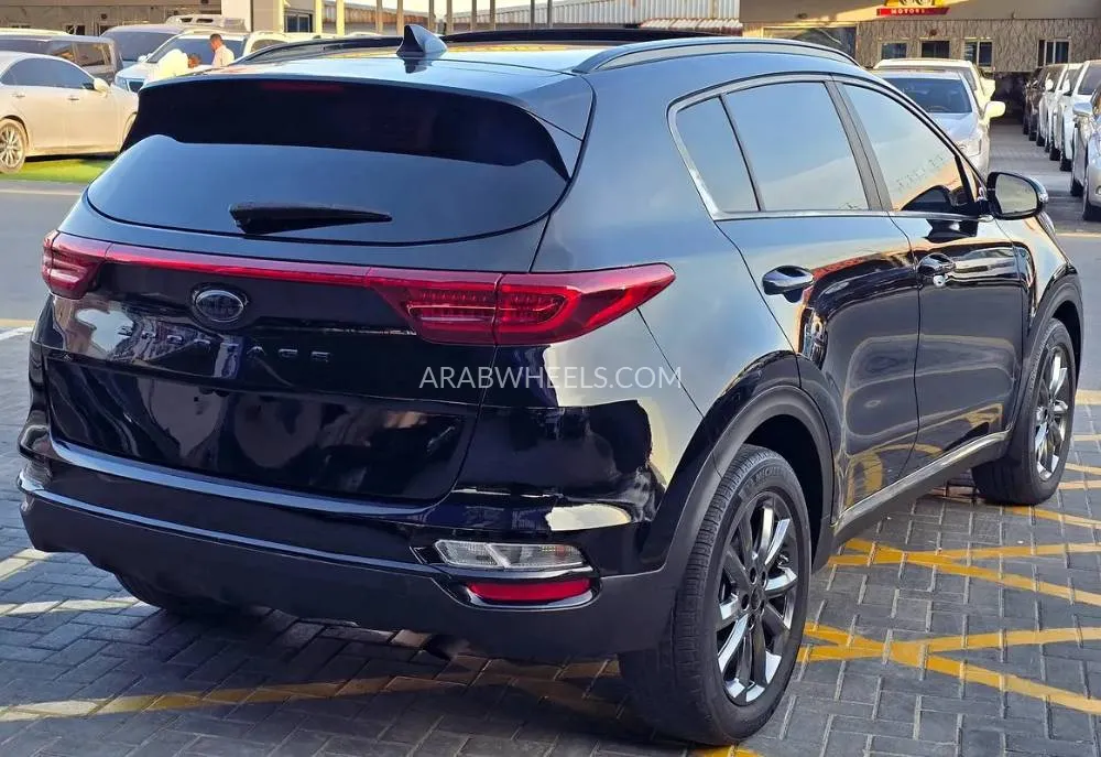 Kia Sportage 2022 for Sale in Ajman Image-5